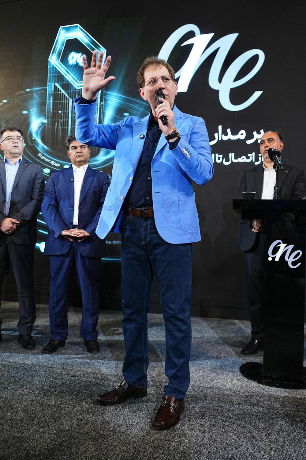 بیست و نهمین نمایشگاه بین المللی الکترونیک، کامپیوتر و تجارت الکترونیک (الکامپ 1405)-2