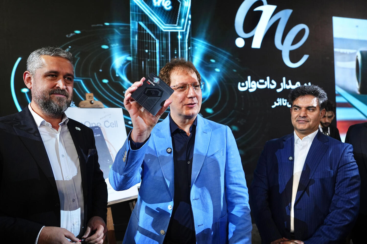 بیست و نهمین نمایشگاه بین المللی الکترونیک، کامپیوتر و تجارت الکترونیک (الکامپ 1405)-2