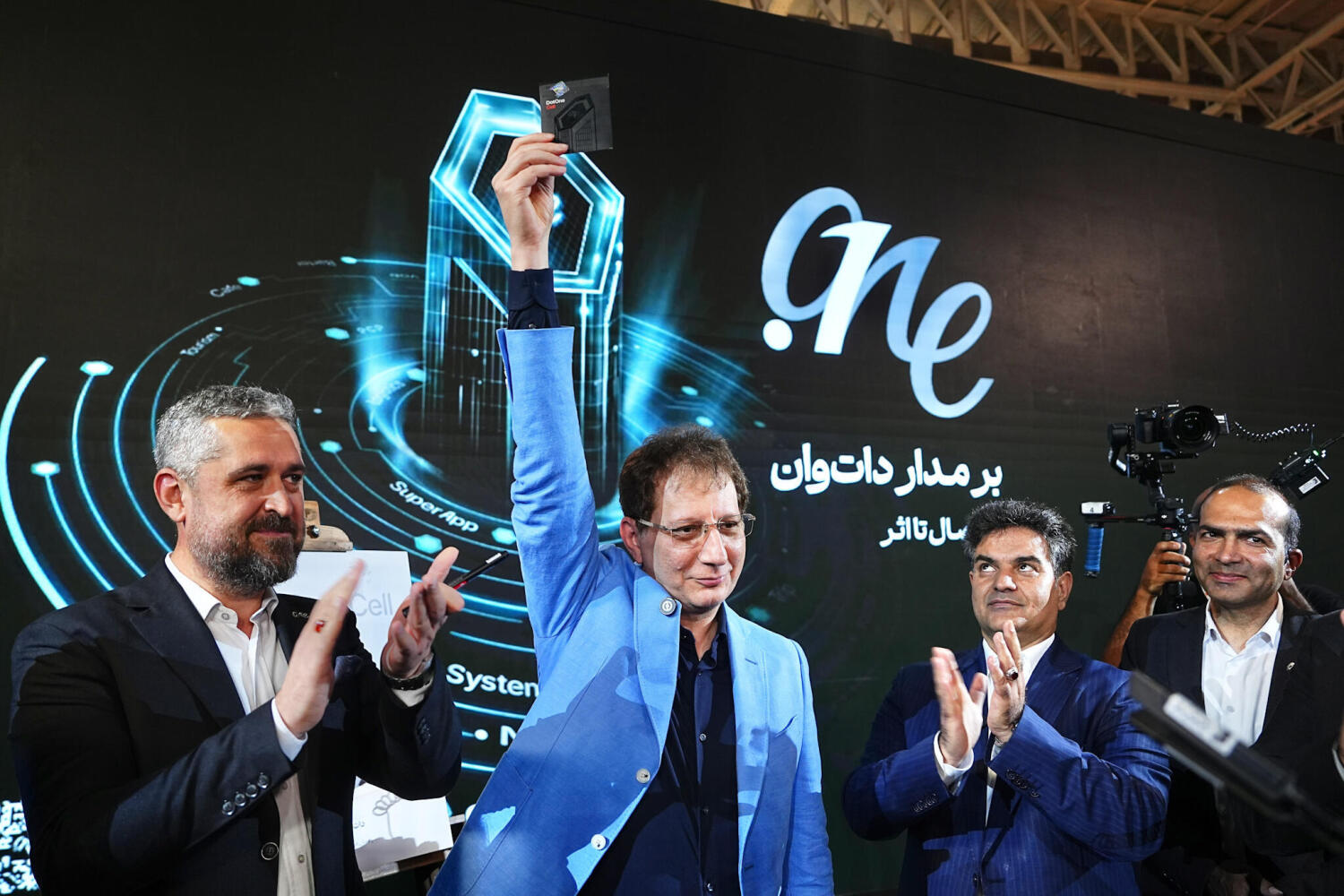 بیست و نهمین نمایشگاه بین المللی الکترونیک، کامپیوتر و تجارت الکترونیک (الکامپ 1405)-2